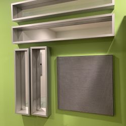 Wall Decor/ Shelf And Posting Board 