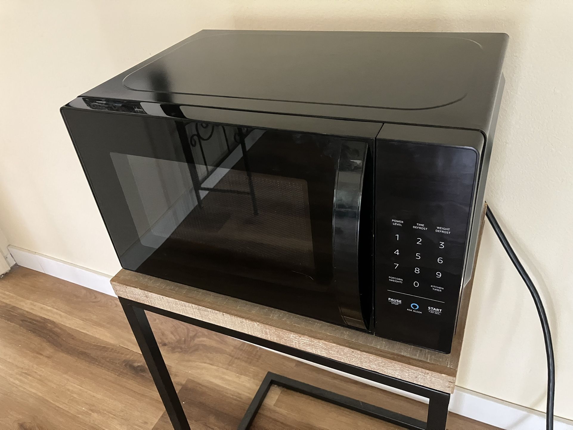 Countertop Microwave Oven