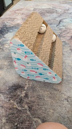 Cat Scratcher with Balls