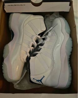 Jordan 11 Legend 