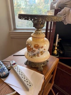 Vintage Accurate Casting Gone With The Wind 3 Way Hurricane Lamp Stunning Floral