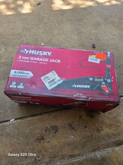 Husky 3ton garage jack new $140 Price FIRM// Nueva PRECIO FIRME $140