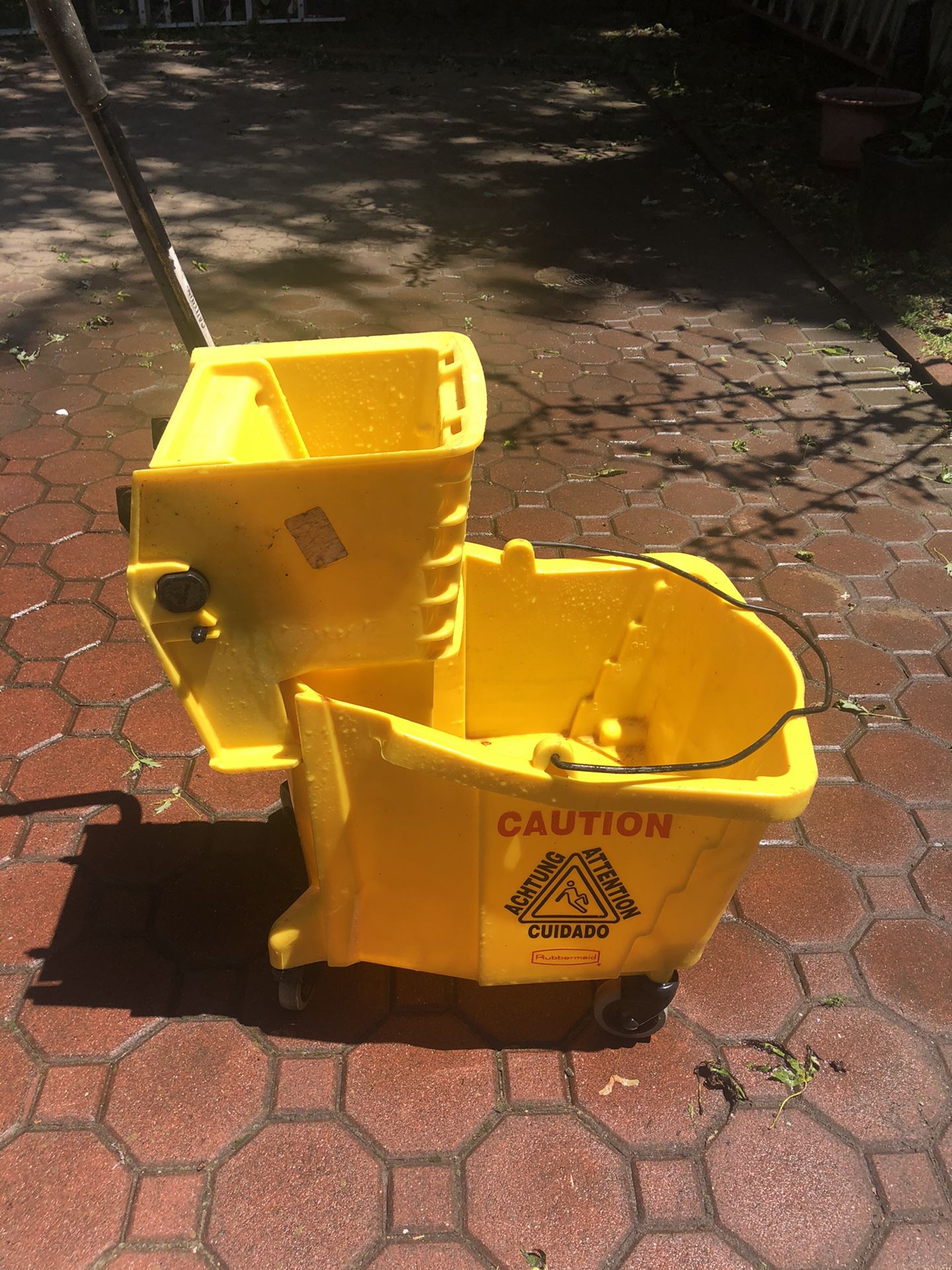 Commercial Yellow Mop Bucket ‼️