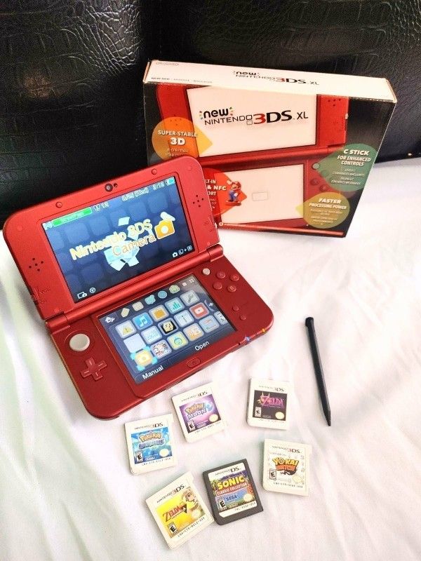 Nintendo 3DS W/ Games