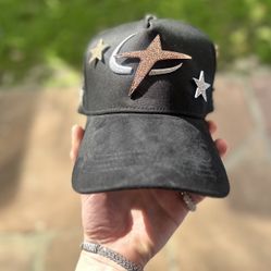 Barbas Hats x Corridos Tumbados 