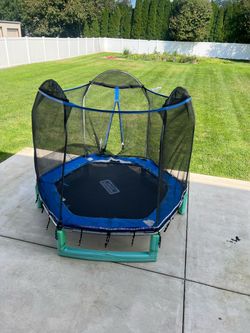 Trampoline-free