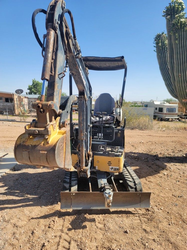 Jonh Deer Excavator