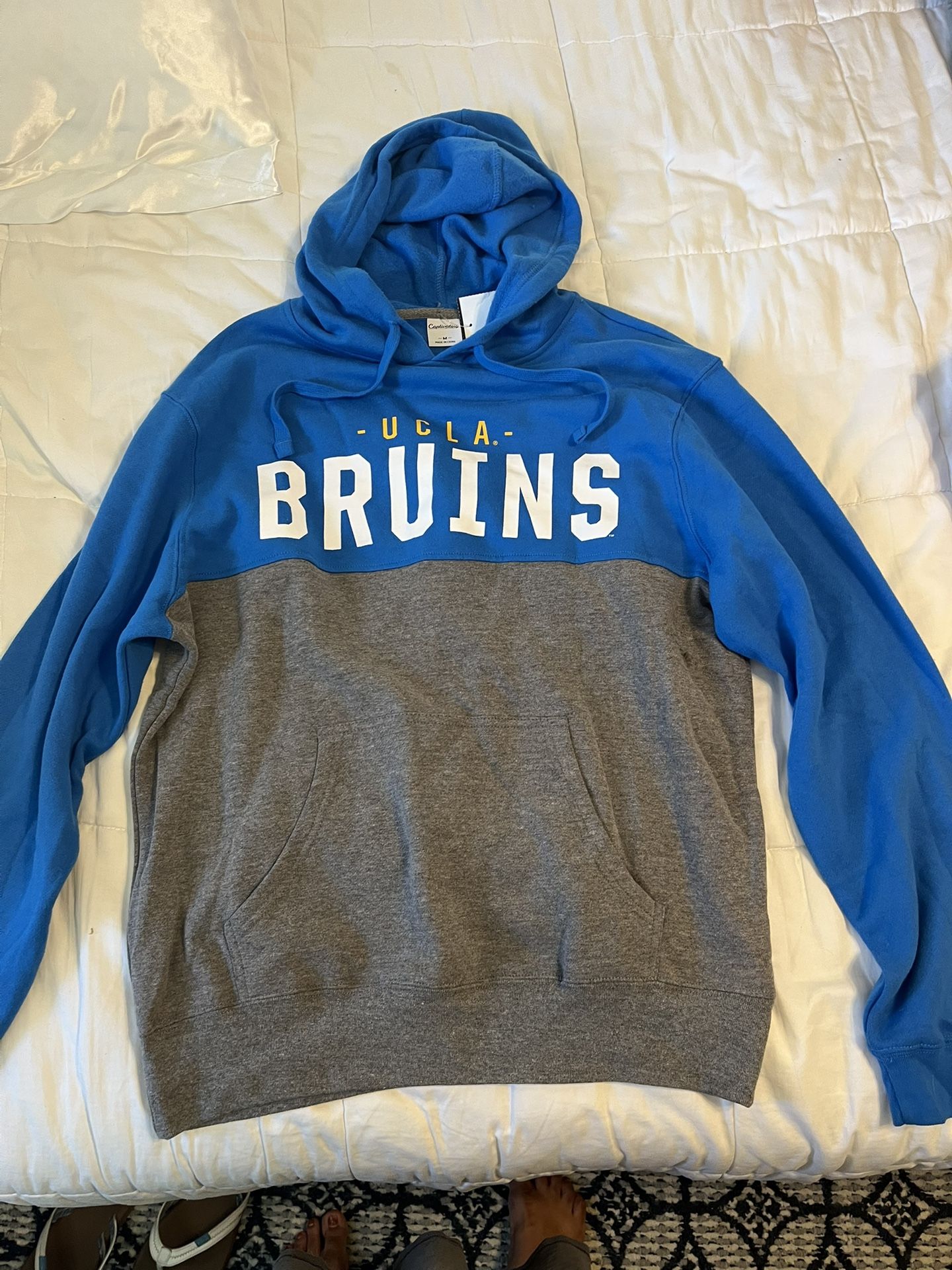UCLA Bruins T-shirt And Sweatshirt Hoodie
