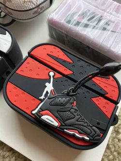 Airpod Pro Case ( Nike, Supreme, LV) $19.99