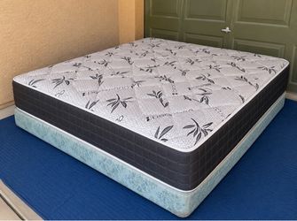 Delivery Available - Queen Bed Mattress + Box Spring