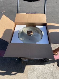 Portable electric pot