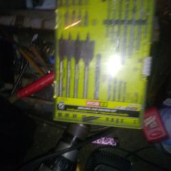 Ryobi drilling And Driving Kit 31 Piece Set