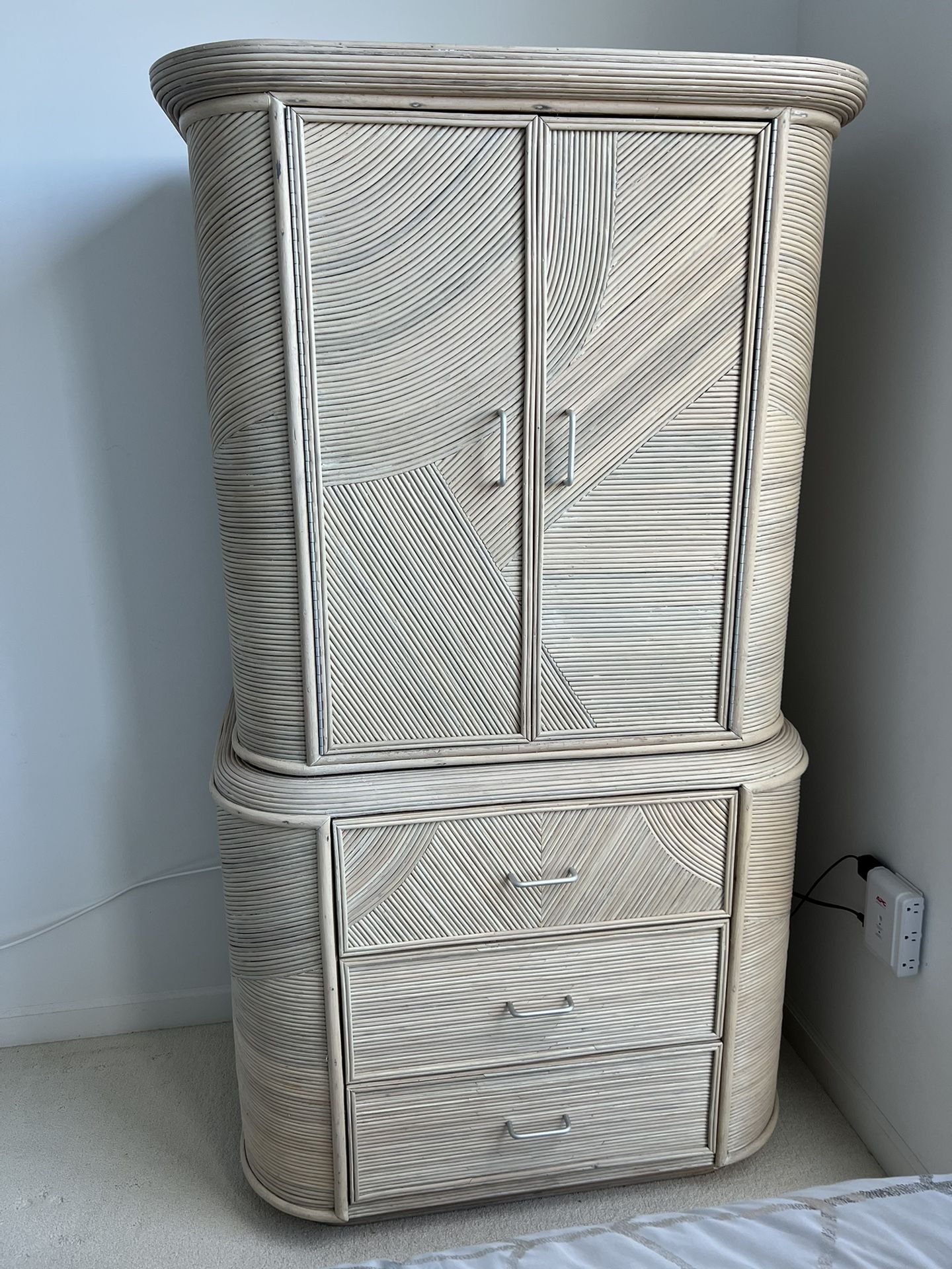 *** Rattan Hutch ***