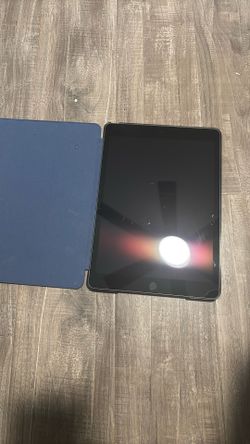 APPLE IPAD 6th Gen