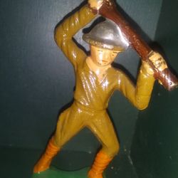 Vintage .metal .army Men . Like New. 65 Of Then . 