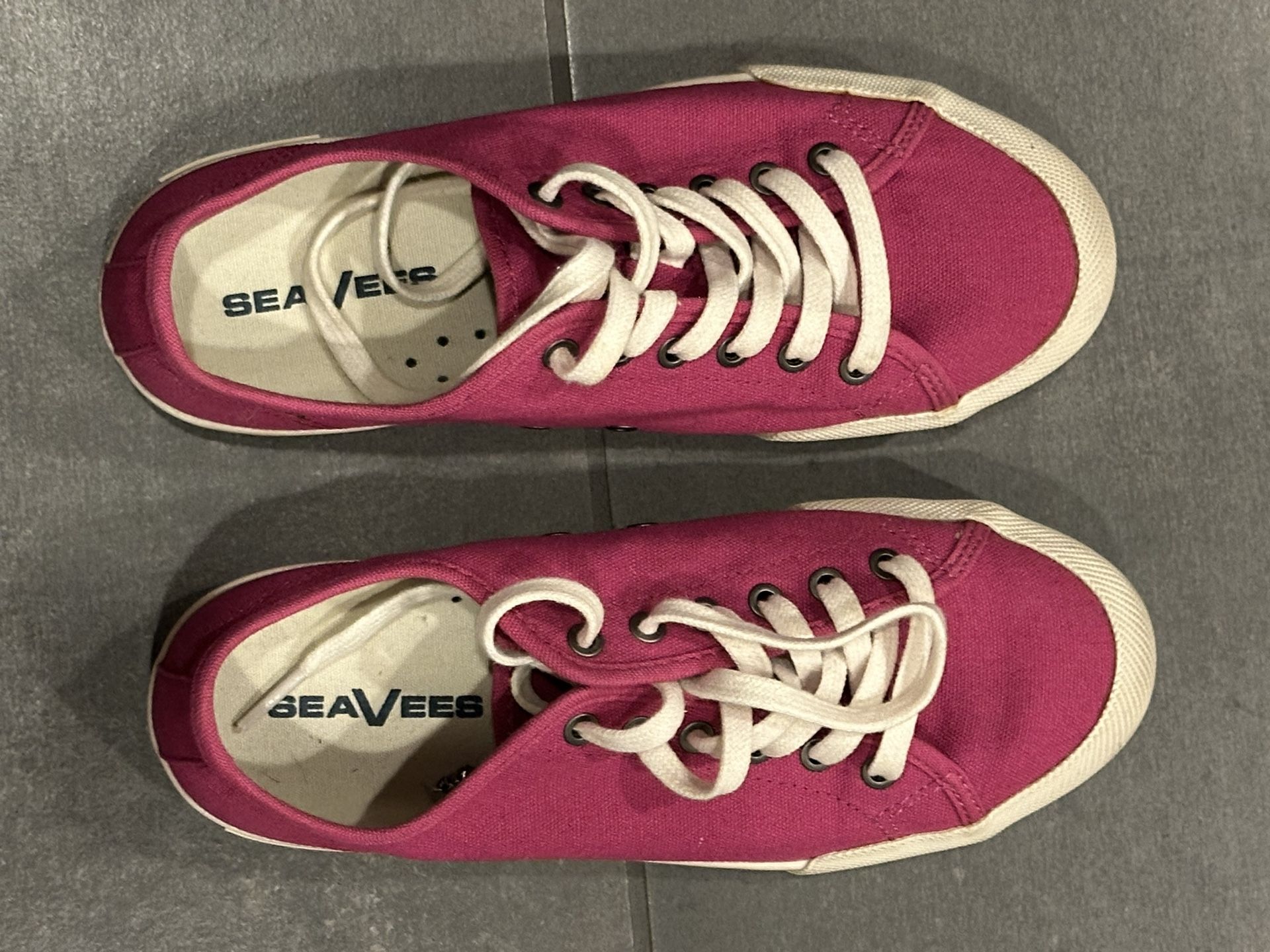 SeaVees Sneakers