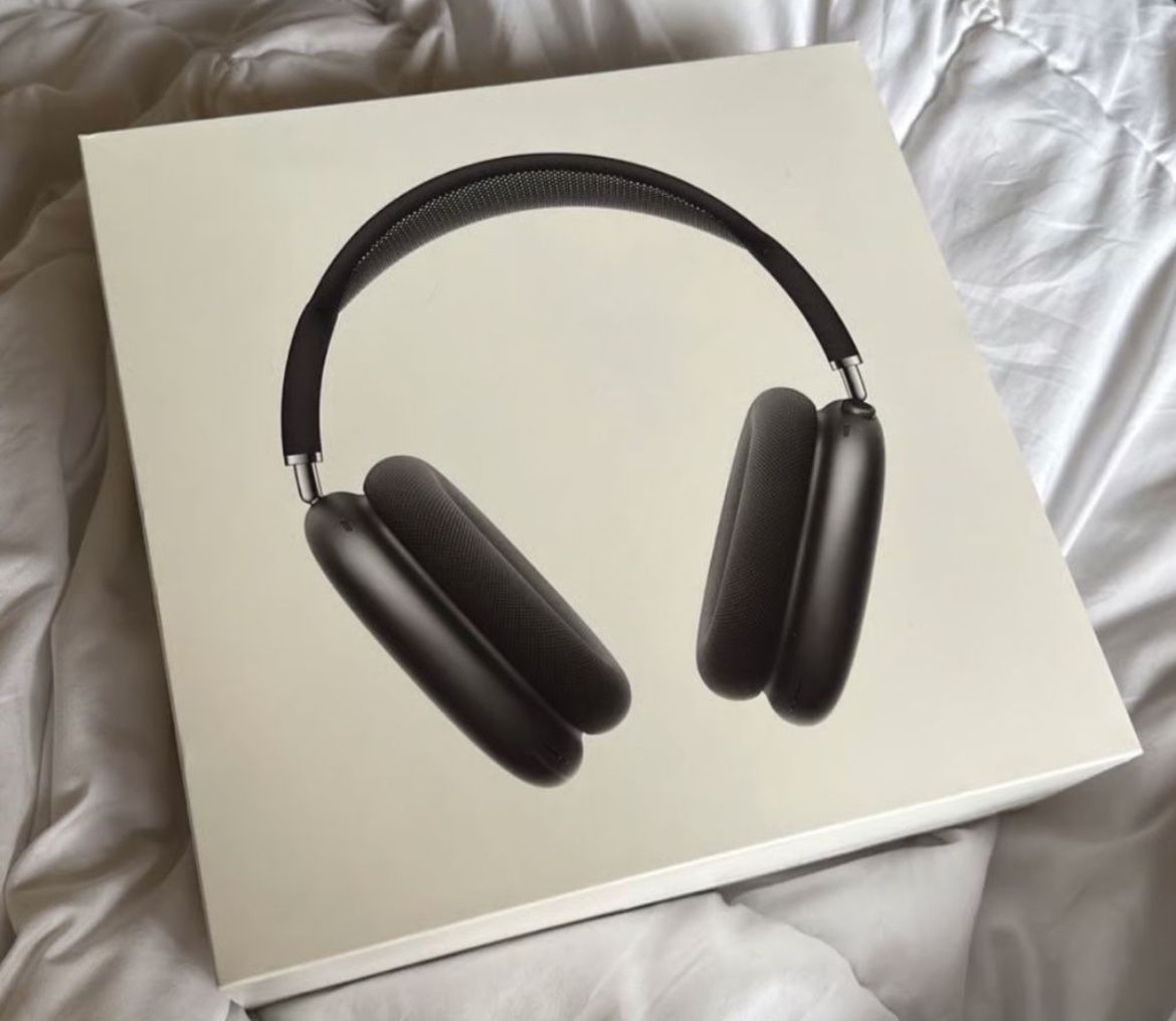 Apple Max Head Phones
