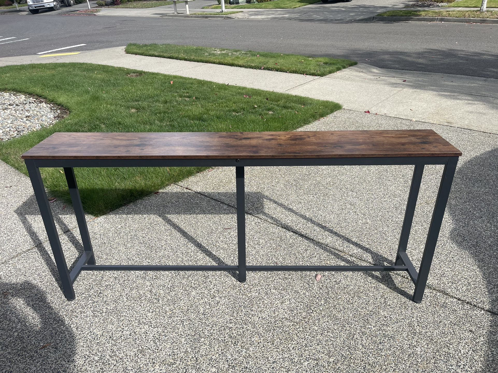 Console Table Behind The Couch Table for Sale in Auburn, WA OfferUp