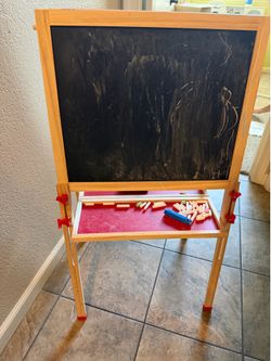 White board/ chalk board