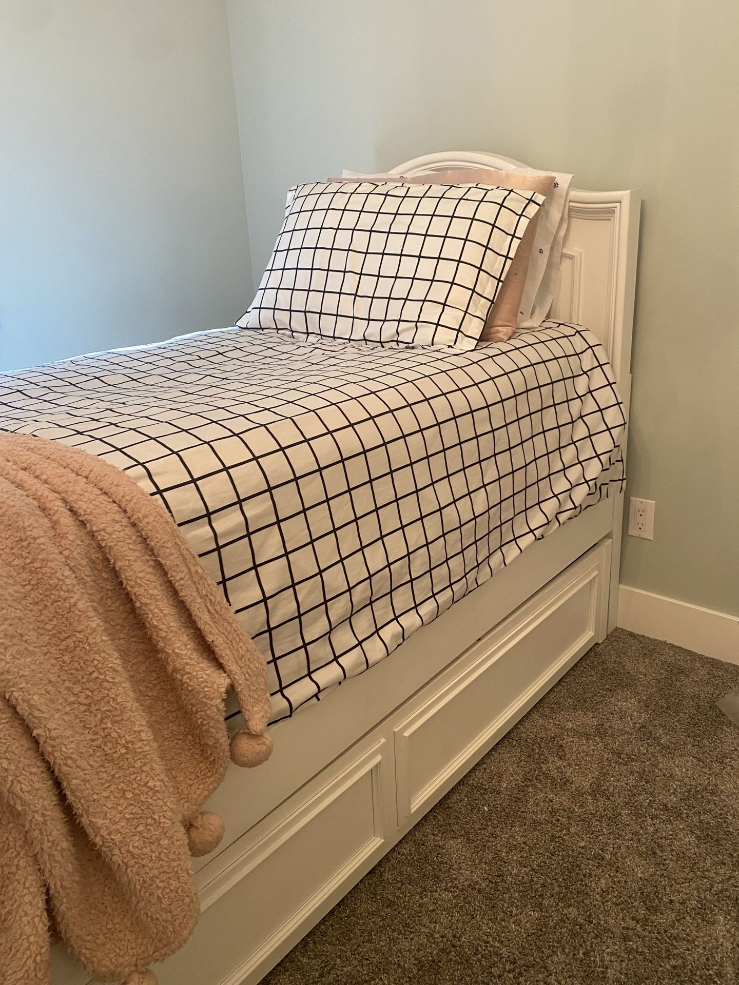 White Twin Bed With Trundle, Box Spring And Mattress 