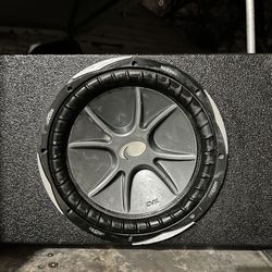 Kicker CVX 