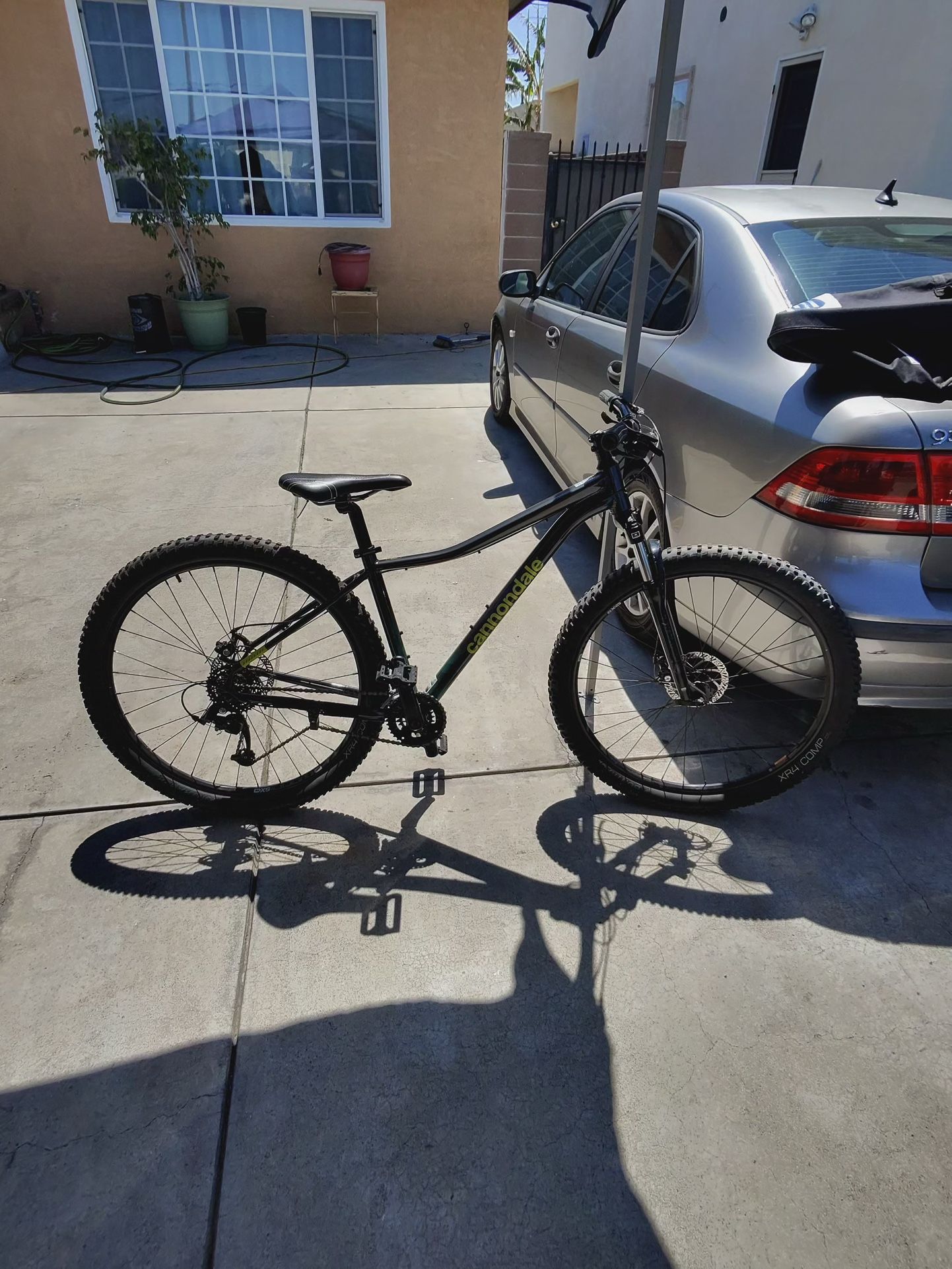 MOVING SALE!!! Cannondale Mountain Bike