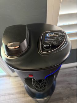 Cold and hat water dispenser