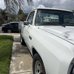 85 Dodge Ram D100