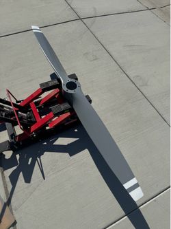 Airplane propeller