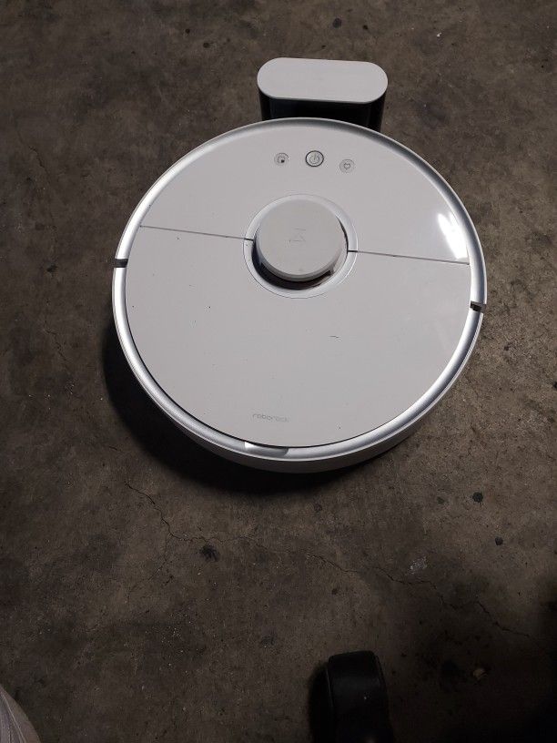 Roborock Vacuum 