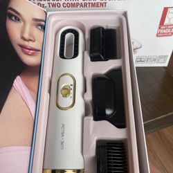 Light Weight Hair Dryer With 3 Comb Attachment New 