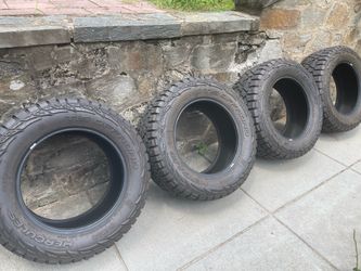 Tires 35  12./50.  20 inch Hercules off road LT.  new used