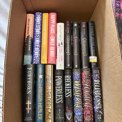 80 Fantacy books, Romance books and more!