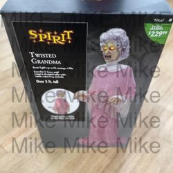 5 Ft 8 In Twisted Grandma Animatronic