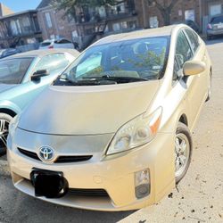 3300 Toyota Prius Clean Tittle 2010