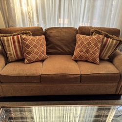 3 cushion Stickley Sofa With PILLOWS 