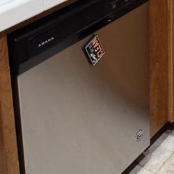 Amana Dishwasher
