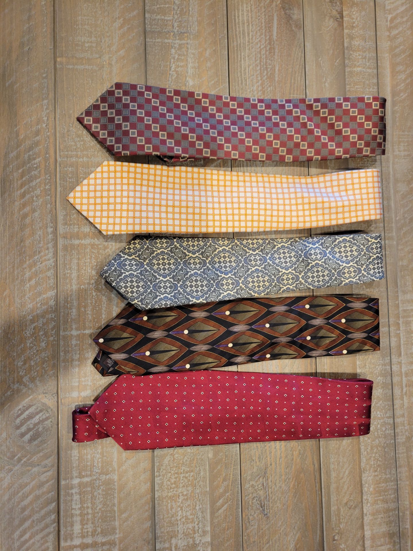AMAZING Mens silk ties paid $25-$75 each
$5-$10 each