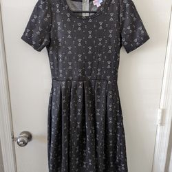 LuLaRoe Amelia Dress w/ Pockets & Back Zipper