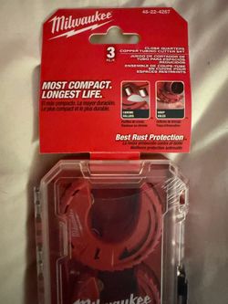 Milwaukee three-piece close quarters copper tubing cutter set