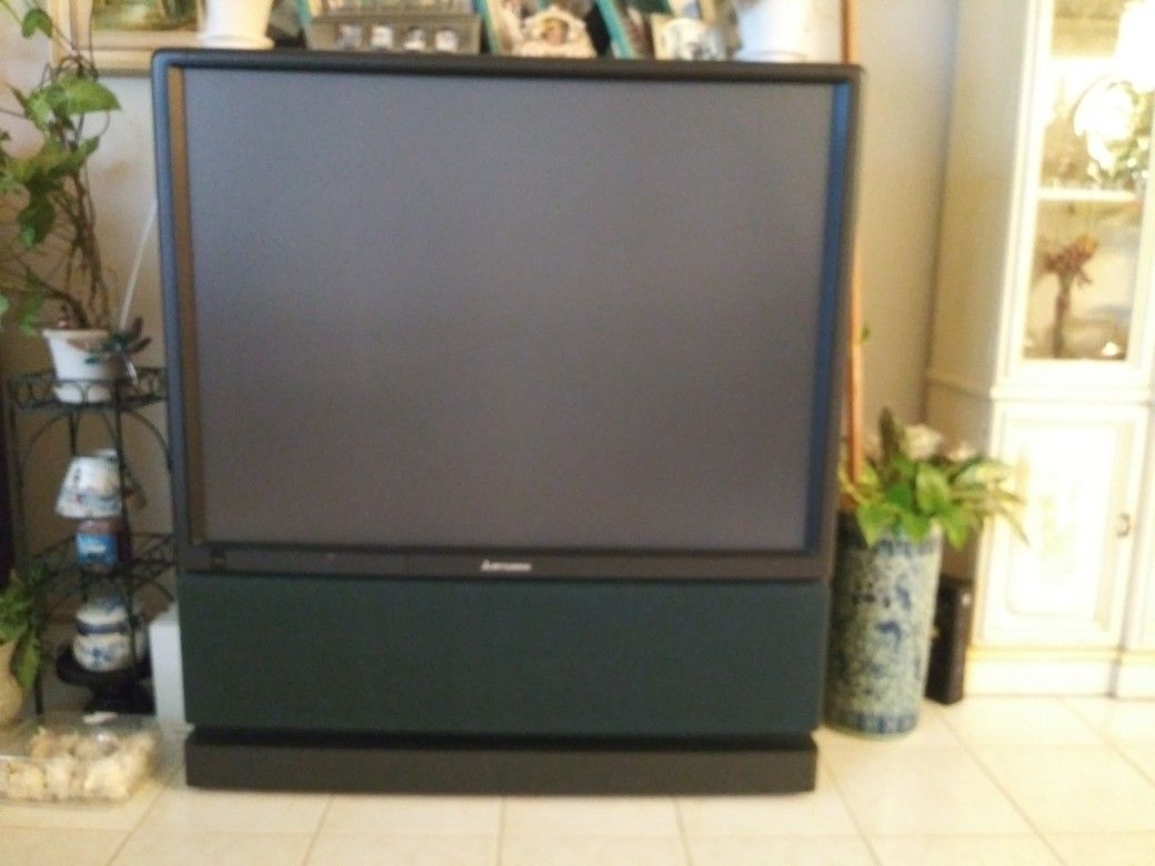 Mitsubishi TV Model VS-5003 R 44 X 48