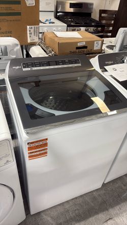 Whirlpool Topload Washer with two in ￼one removable agitator