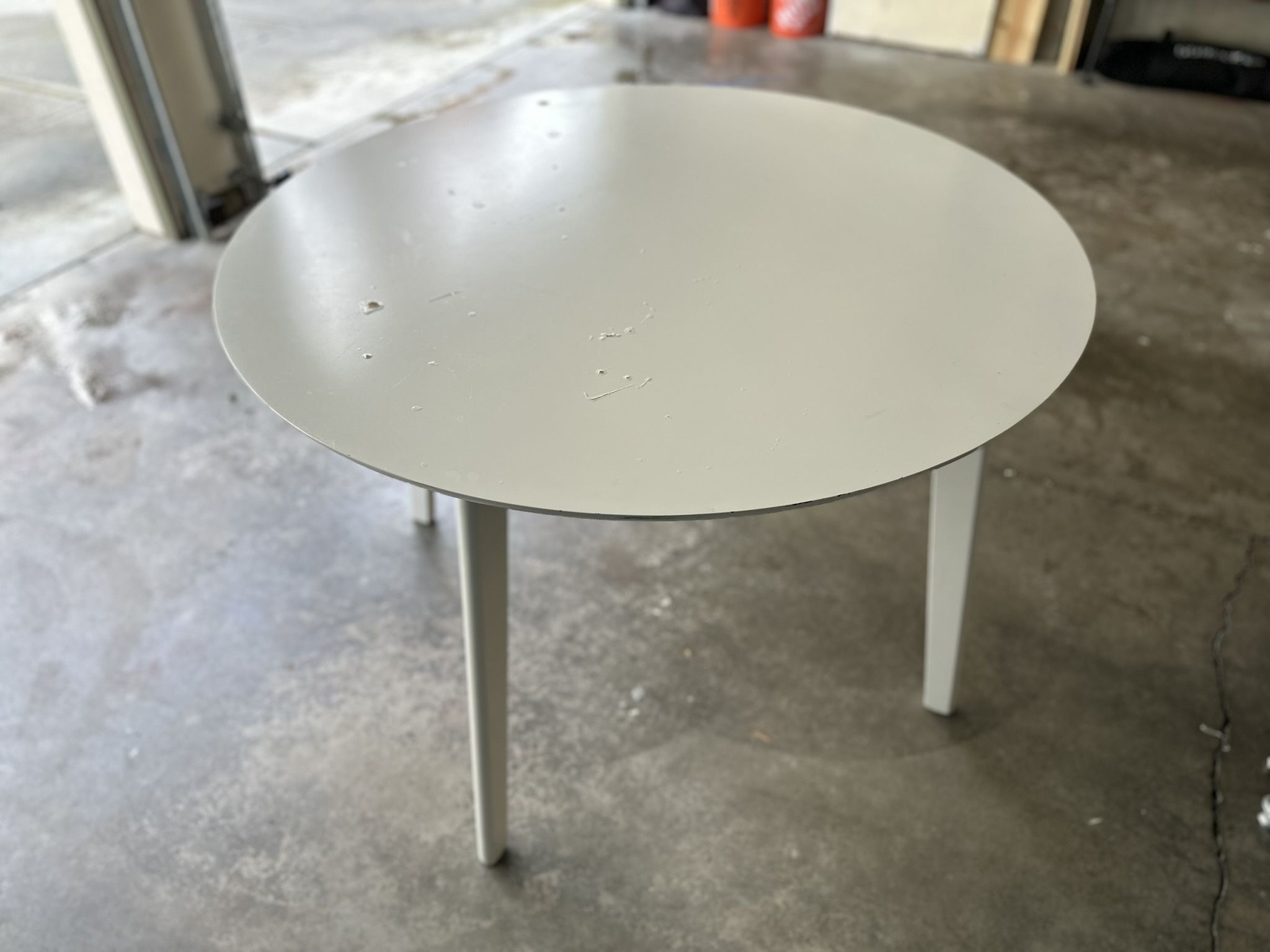 White Kitchen Table ($10)