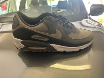 Nike Air Max neutral Olive size 15 in Great Condition