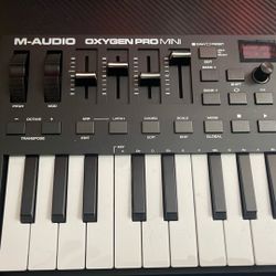 MIDI Keyboard 