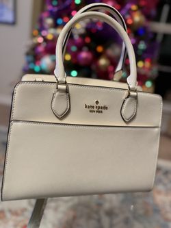 NEW KATE SPADE Leather Purse