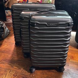 Samsonite Stryde  Set - Color: Graphite