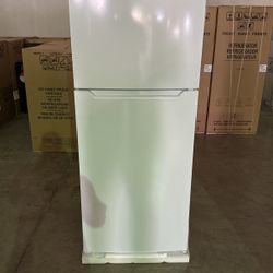 Top Mount Refrigerator Frigidaire 28' Frigidaire  FFHT1822UW