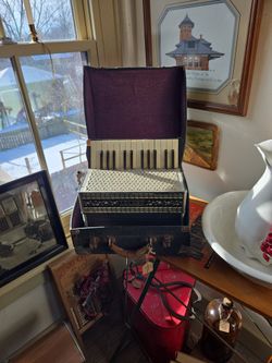 Antique Leland Accordian