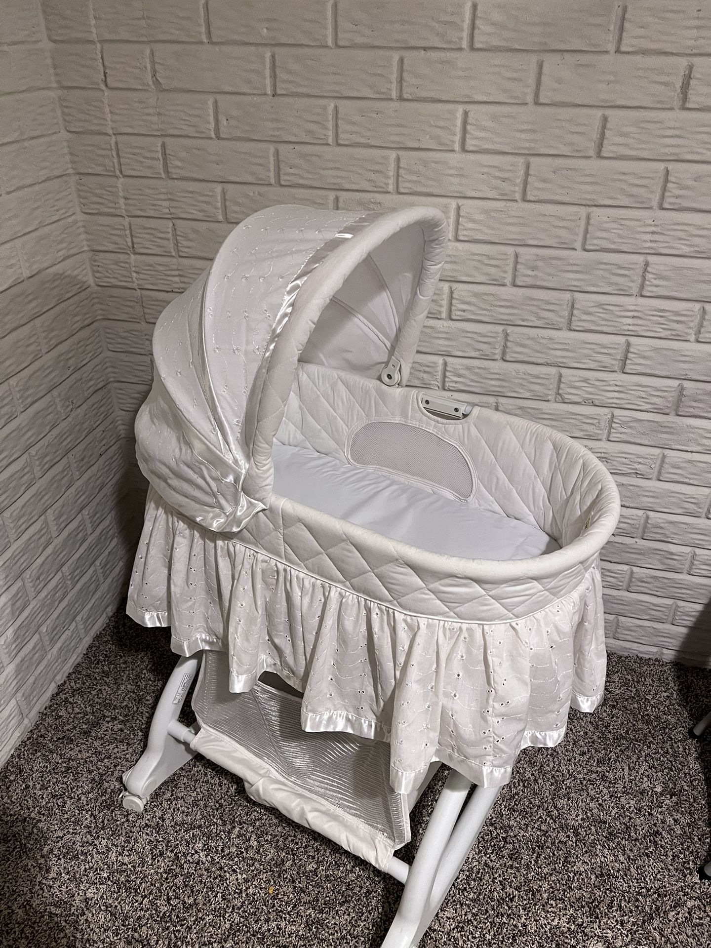 Bassinet 